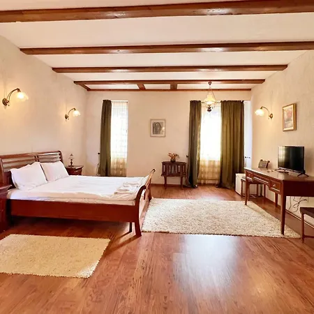 Pensiunea Greenday 17 Bed & Breakfast *